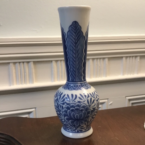 Hand Painted Chinoiserie Vase - Picture 1 of 12